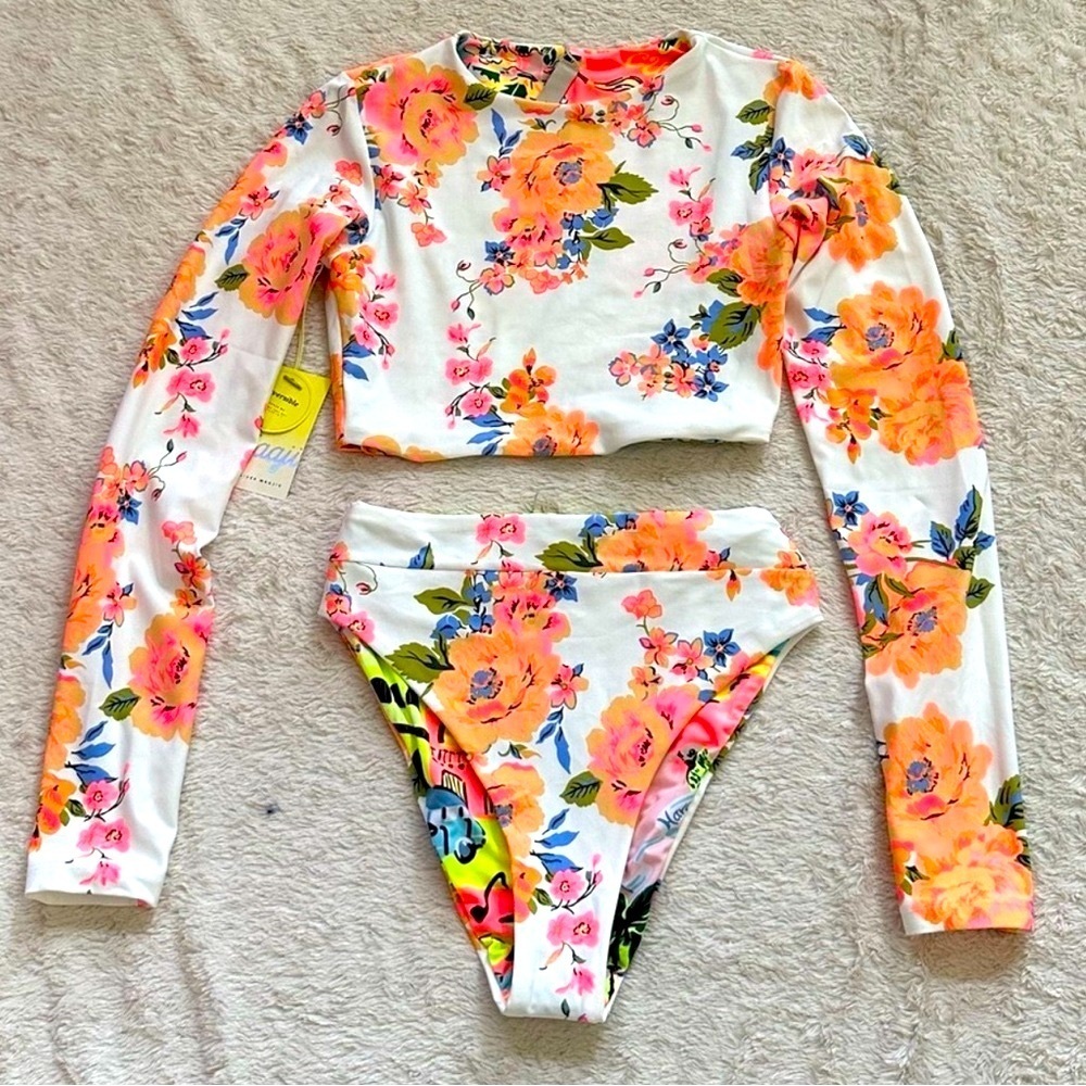 New with tags Maaji Long Sleeve crop top bikini